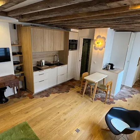 Elevator - Bright 1br In The Heart Of Hip Paris, Montorgueil Appartamento