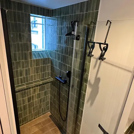 Elevator - Bright 1br In The Heart Of Hip Paris, Montorgueil Appartamento *