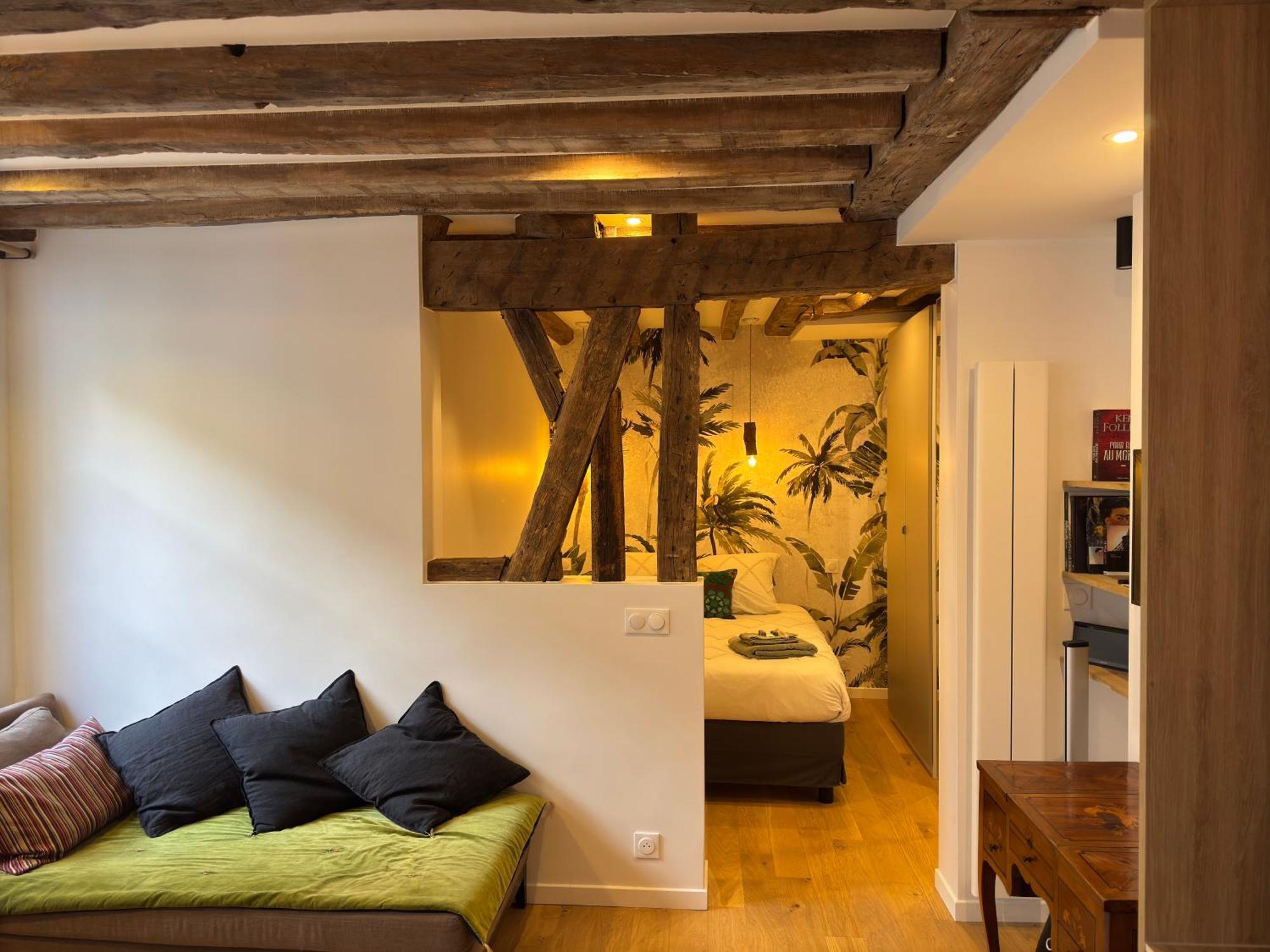 Elevator - Bright 1br In The Heart Of Hip Paris, Montorgueil